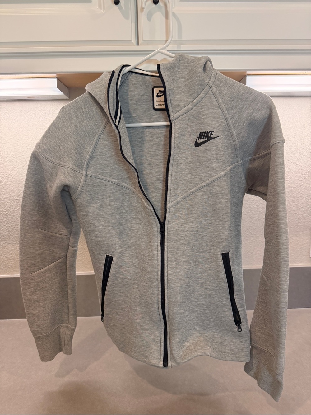 Women’s Nike Sportwear Tech Fleece Windrunner - XS